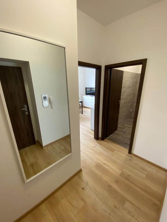 No. 34 Appartement Hradec Králové Buitenkant foto