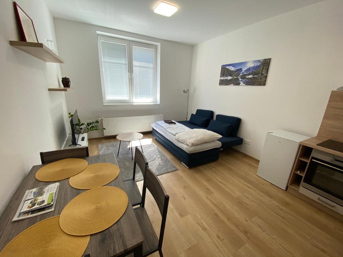 No. 34 Appartement Hradec Králové Buitenkant foto