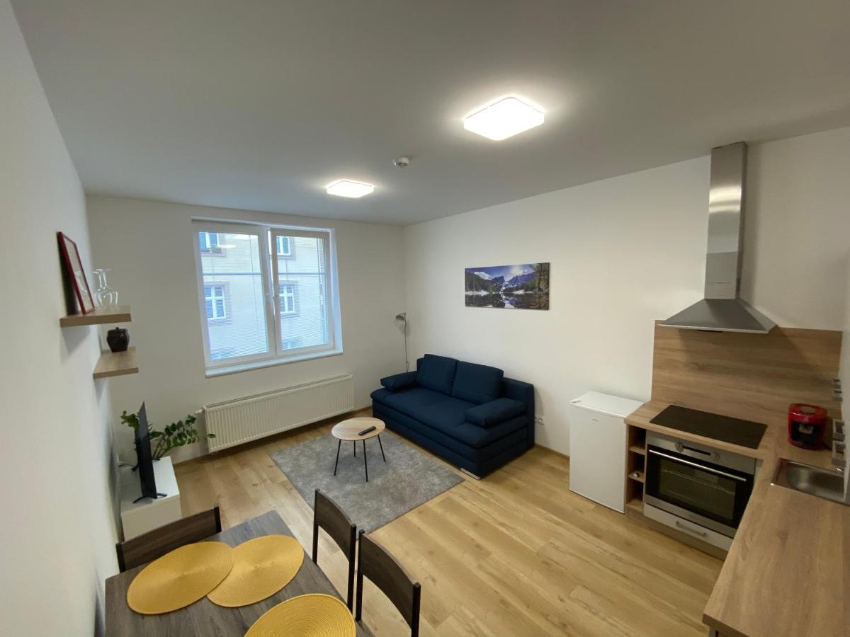 No. 34 Appartement Hradec Králové Buitenkant foto