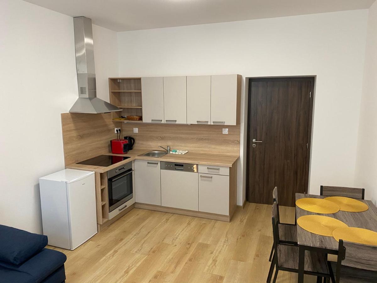 No. 34 Appartement Hradec Králové Buitenkant foto