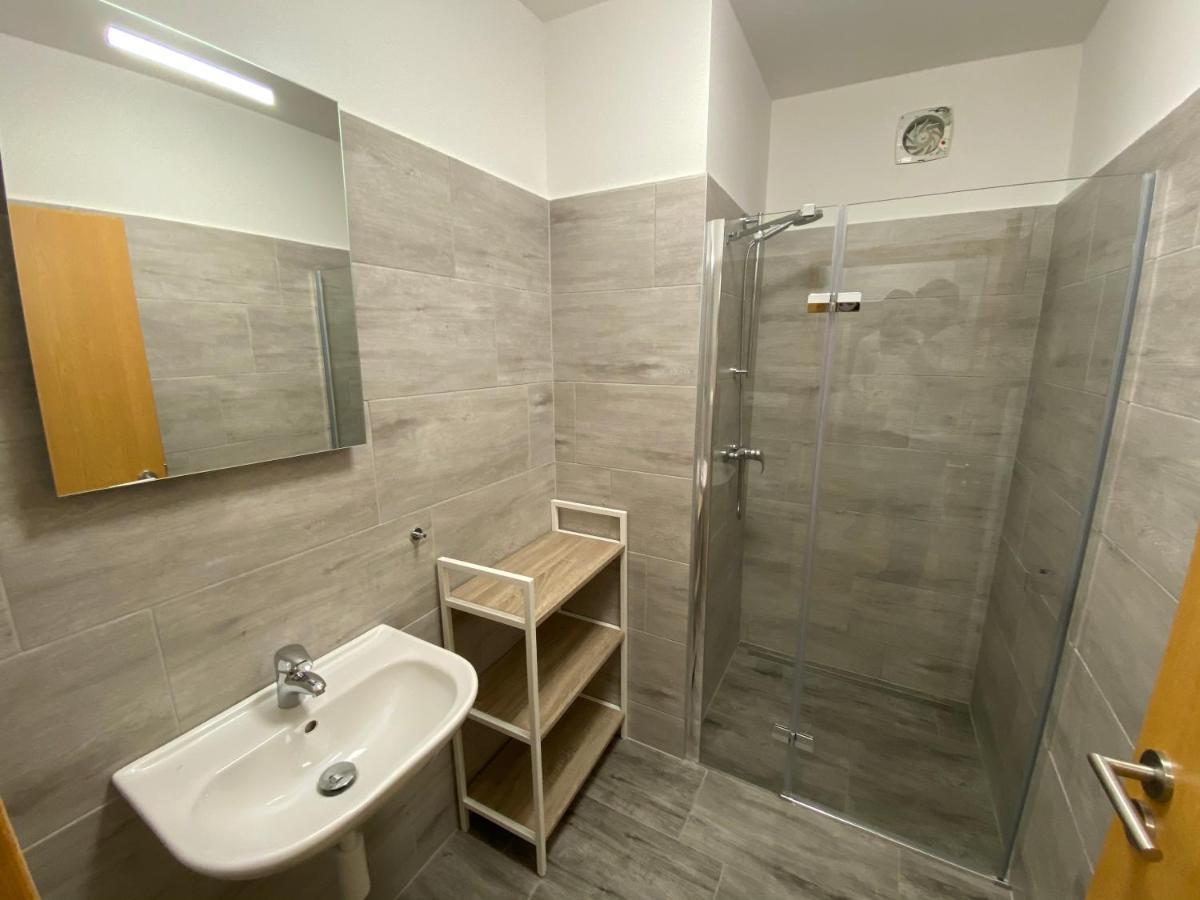 No. 34 Appartement Hradec Králové Buitenkant foto